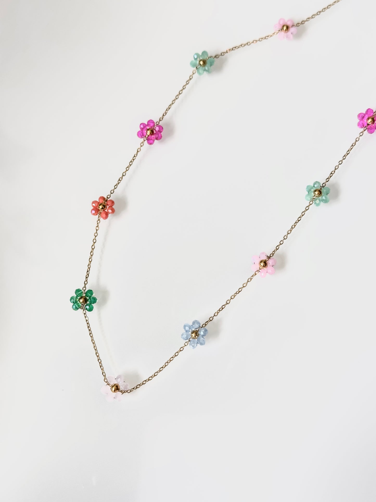 Blooming necklace