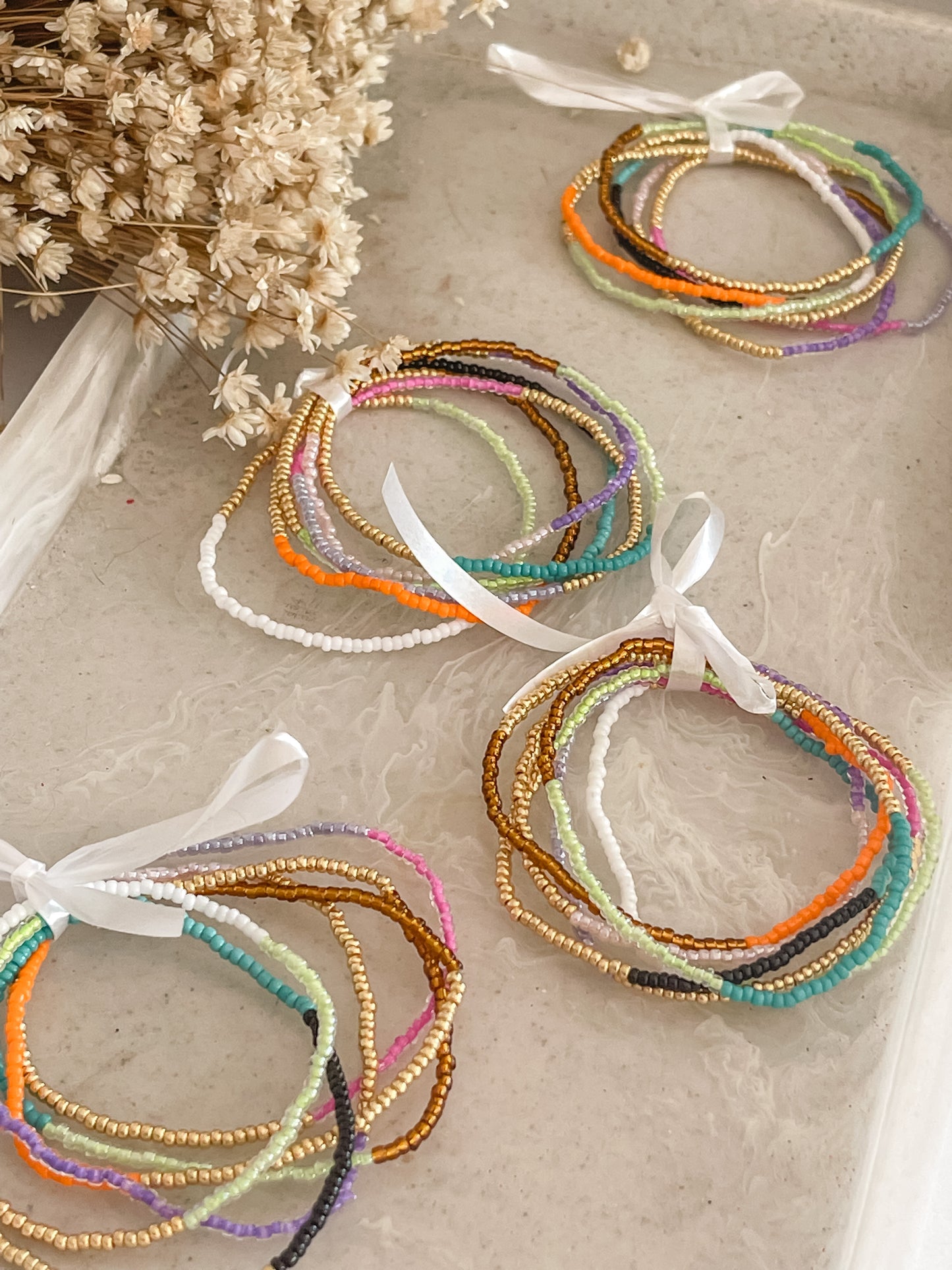 Colorful elastic bracelets