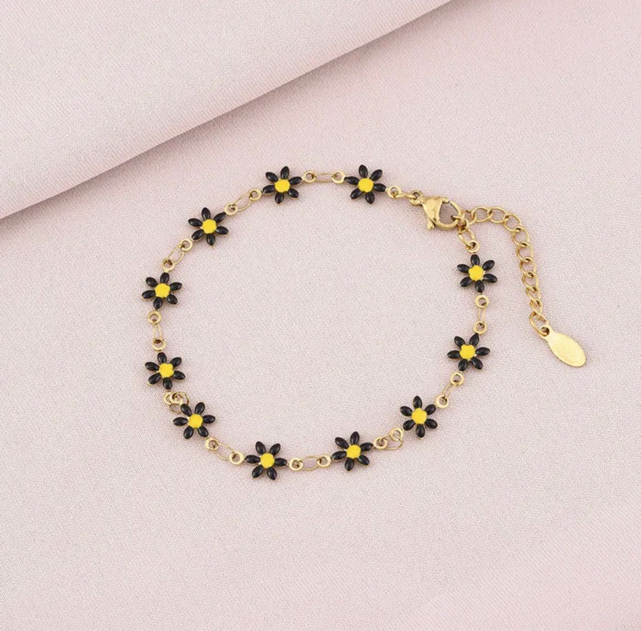 Flores bracelets